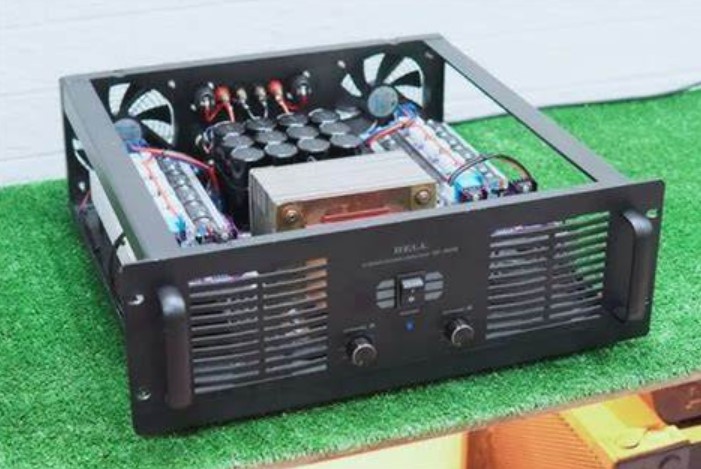 Skema Rangkaian Power Amplifier